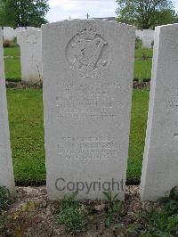 Dickebusch New Military Cemetery - McCormack, T